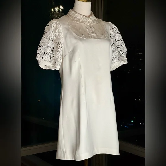 SELF-PORTRAIT NWOT White Guipure Lace Bubble Sleeve Mini Dress Sz UK10  US 6